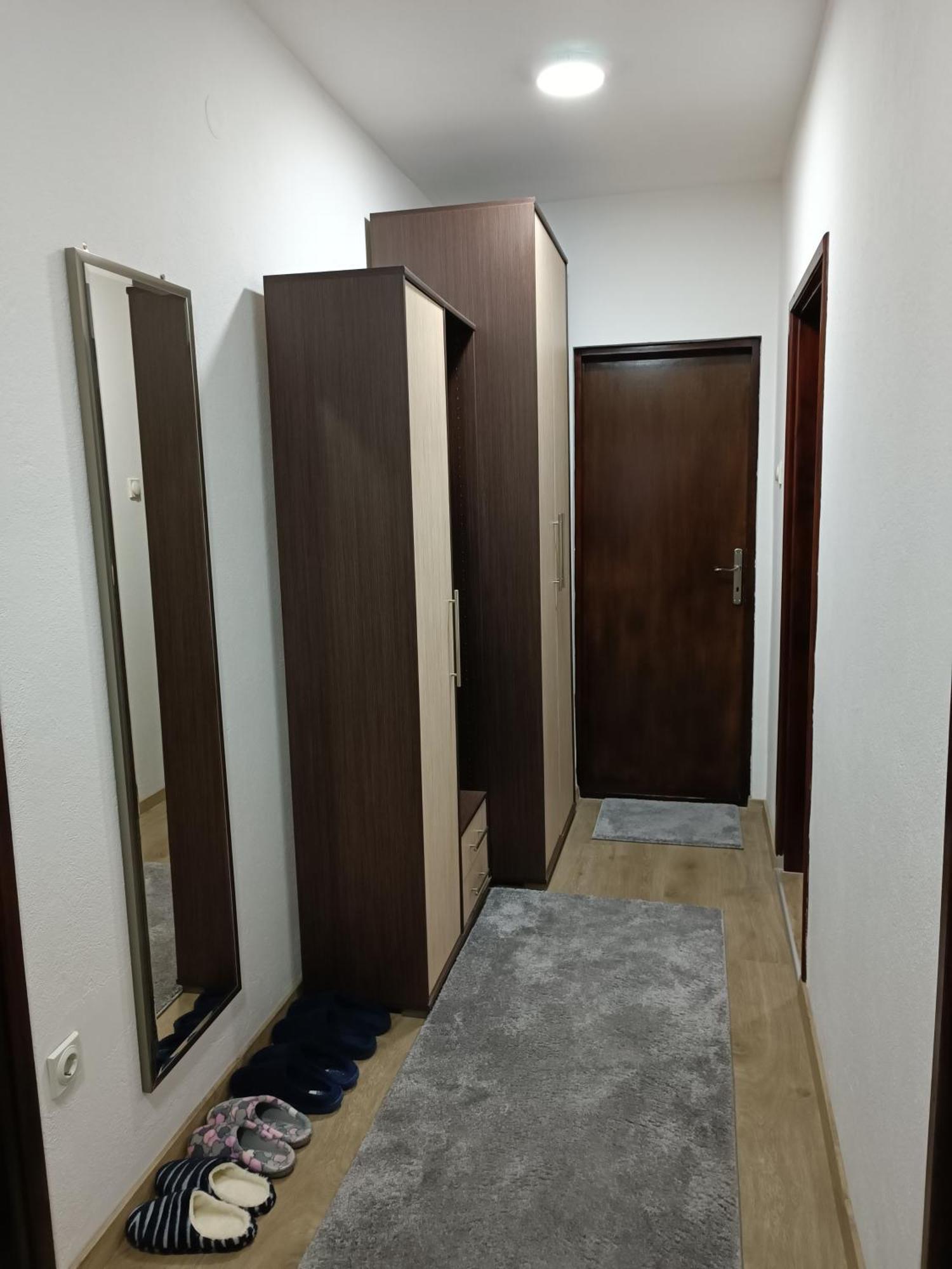 Entire House Floor - 2-Bedroom Cozy & Peaceful Apartment Podgorica Exterior photo